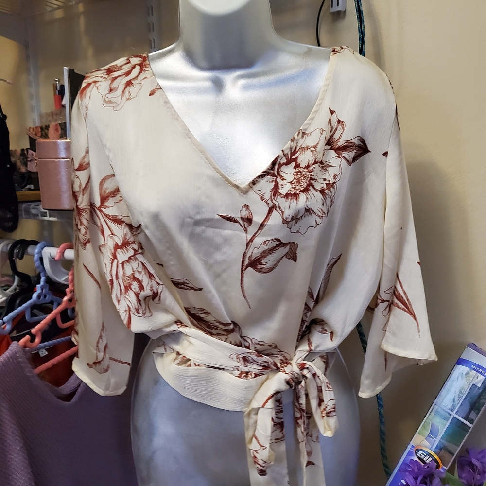 Floral crop top